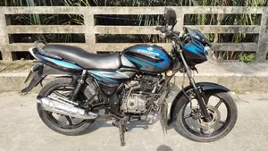 বাজাজ ডিসকভার ১৫০ ২০২১ ব্ল্যাক