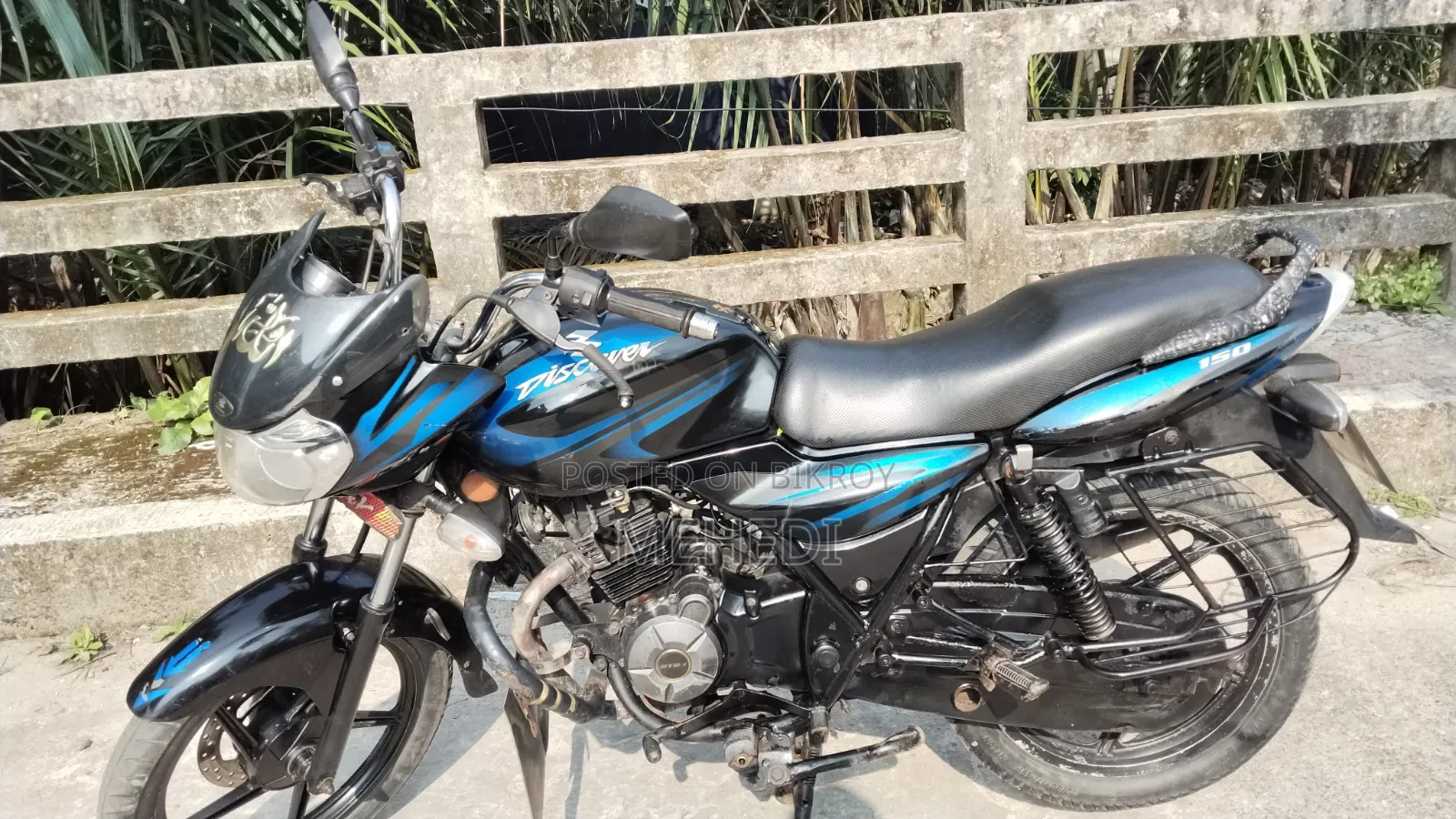 Bajaj Discover 150 2021 Black