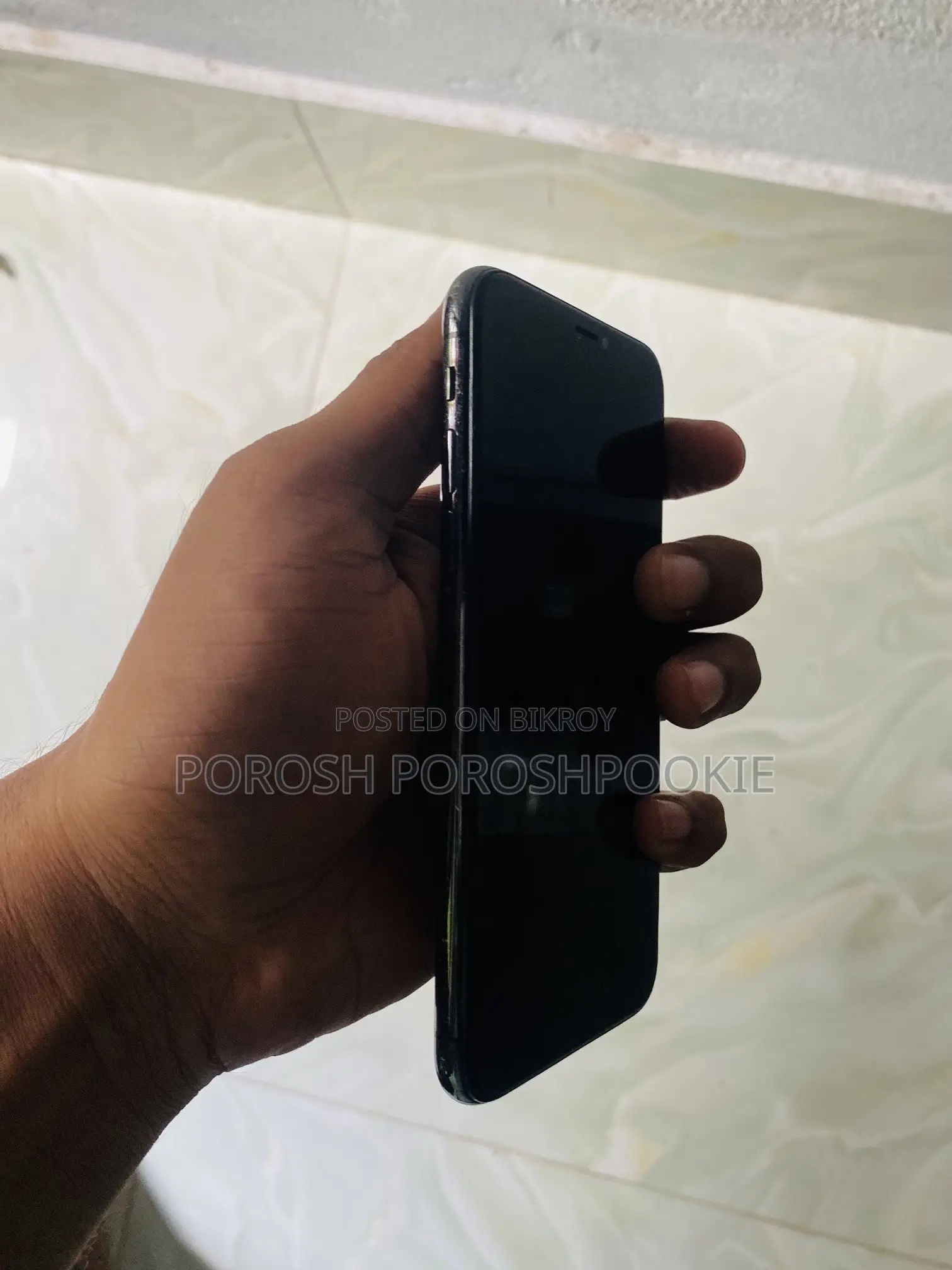 অ্যাপল আইফোন এক্সএস ৬৪ জিবি ব্ল্যাক