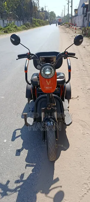 Motorcycle 2025 Orange