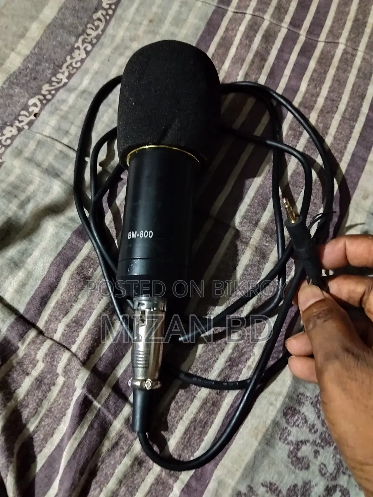 বিএম৮০০ ইয়ারফোন