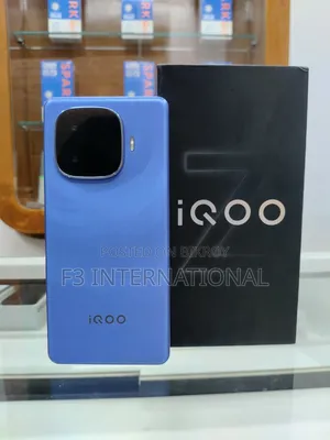 iQOO 256 GB Blue