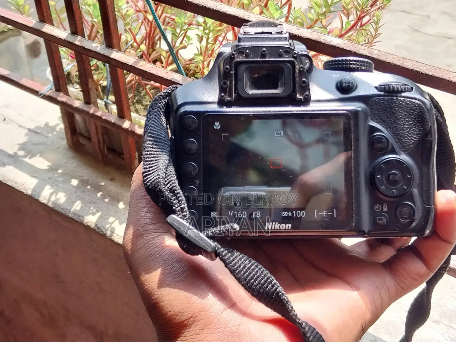 Nikhon D3400
