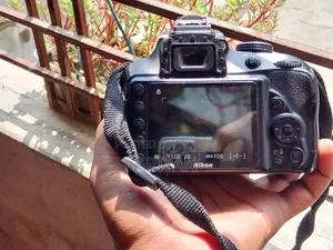 Nikhon D3400