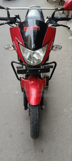 Hero Glamour 2024 Red