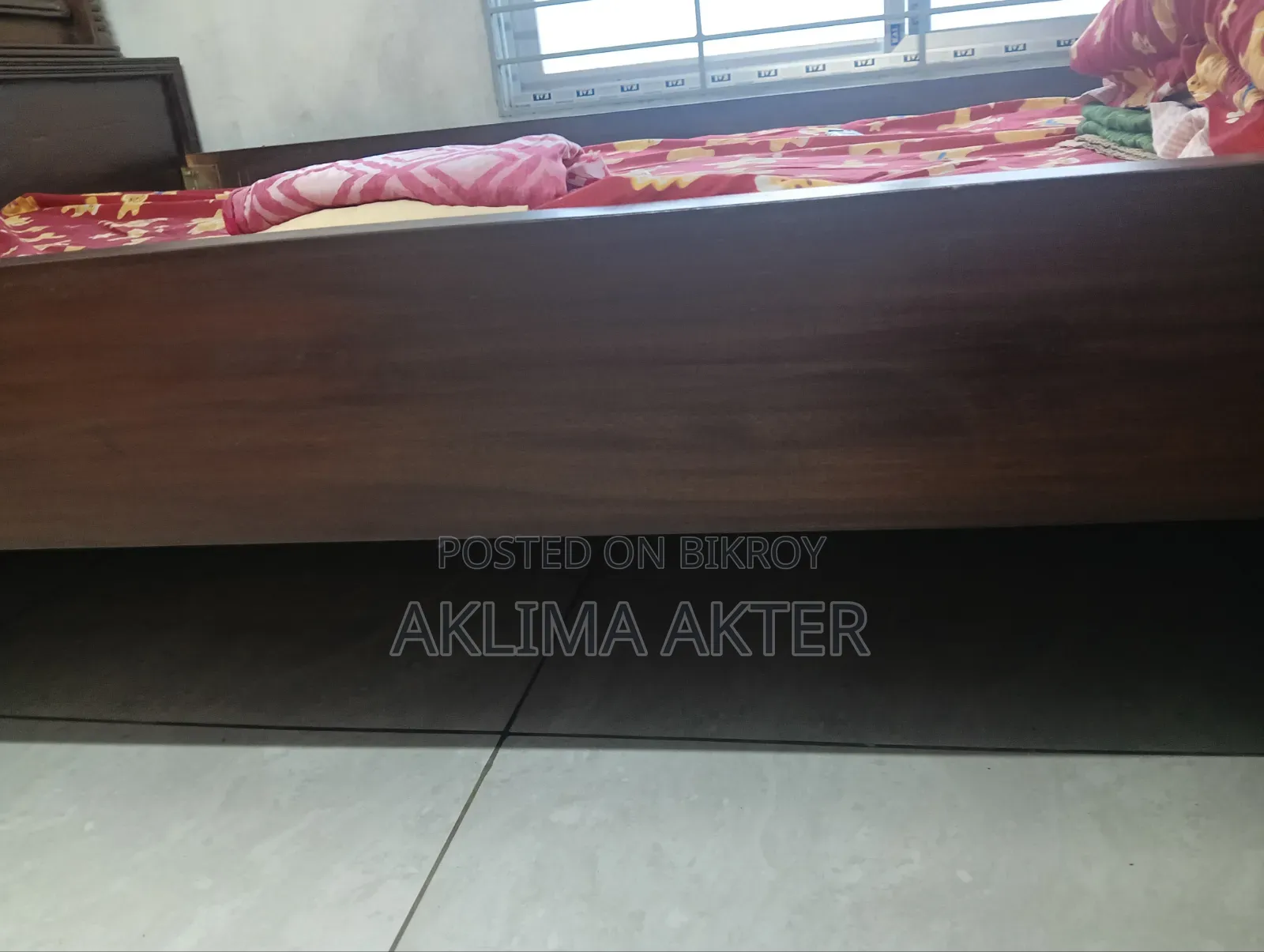 Mahogany Wood Bed for Sale