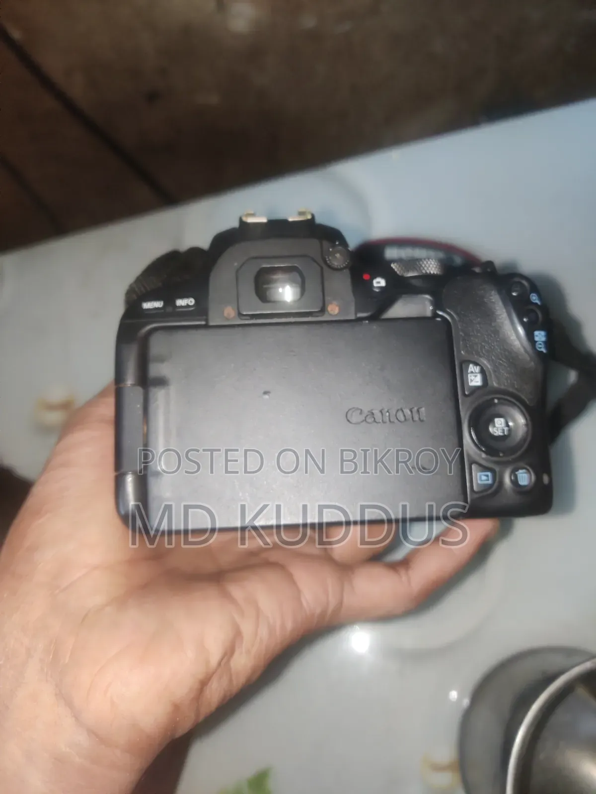 Canon 200d
