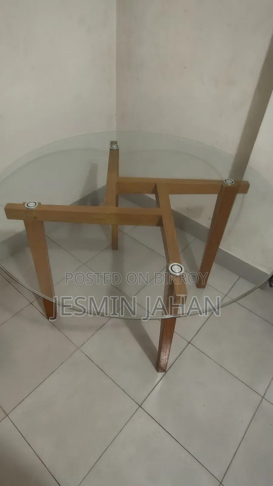 Wooden Dining Table – Used Only Few Months, Urgent Sale