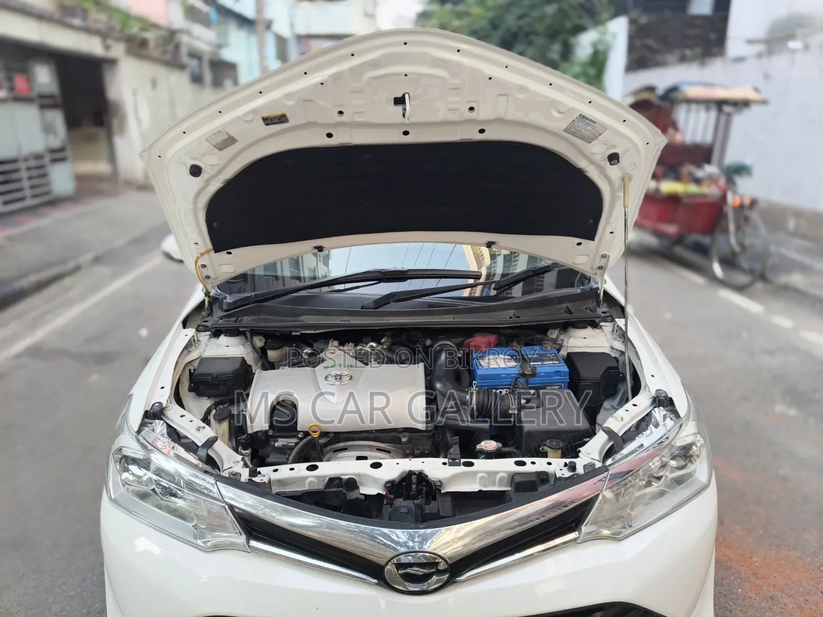 টয়োটা অ্যাক্সিও ১.৫ জি টুডব্লিউডি ২০১৫ সাদা
