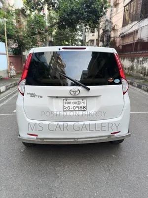 টয়োটা পাসো সেত্তে ২০১০ সাদা