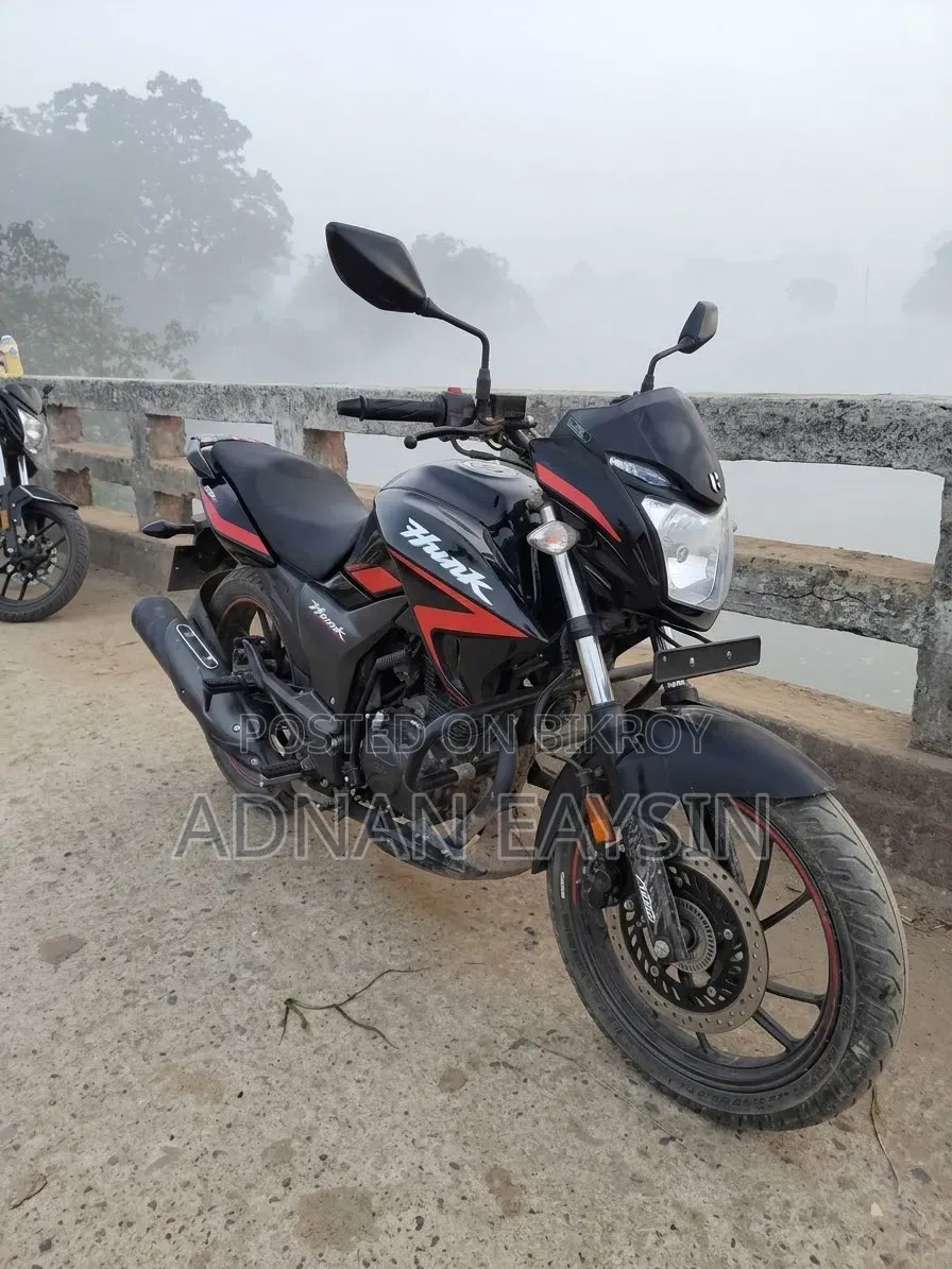 Hero Hunk 2023 Black