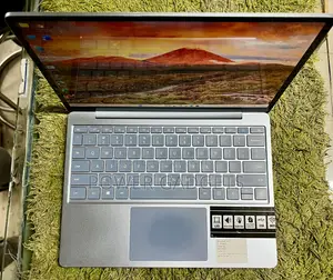 Laptop Microsoft Surface Go 8GB Intel Core i5 SSD 256GB