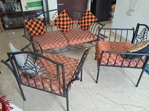 খুবই কম দামে লোহার সোফা সেট
