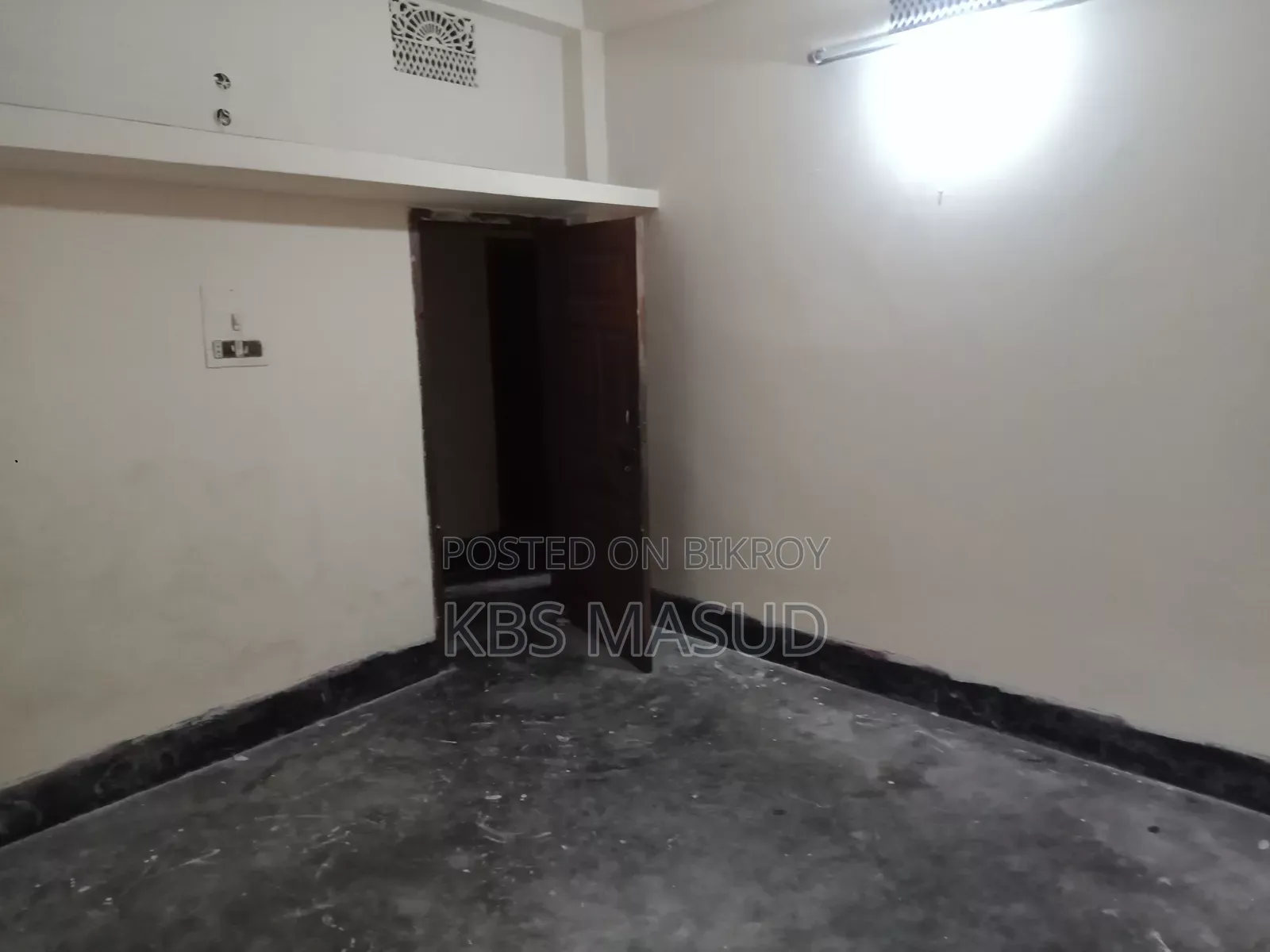 3 Bedroom Apartment in "Sadek Shaheber Bari", Double Mooring for rent