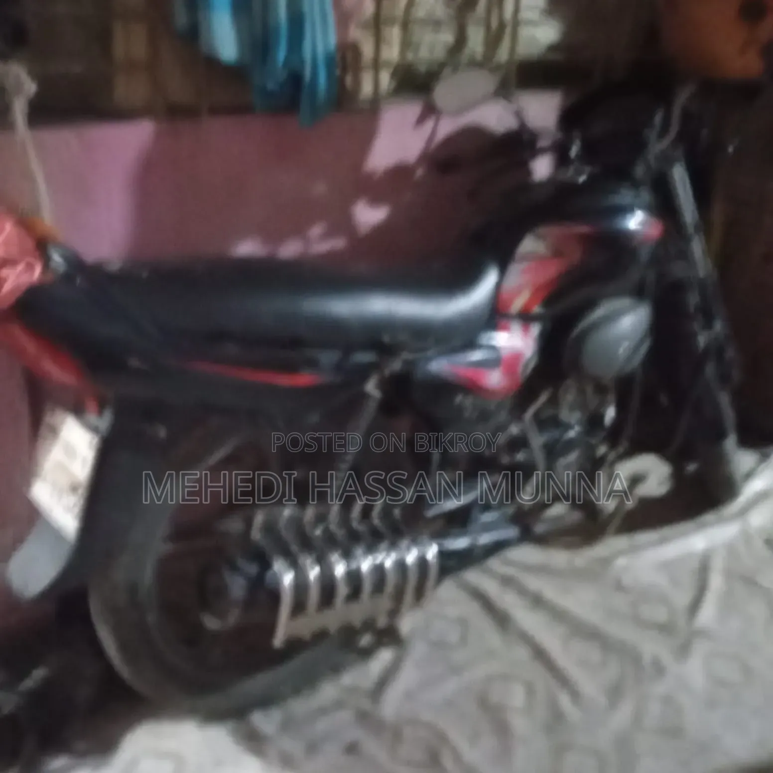 বাজাজ ফ্রিডম ২০১৮ কালো