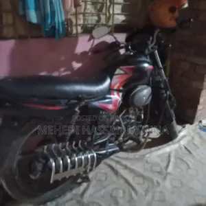 বাজাজ ফ্রিডম ২০১৮ কালো
