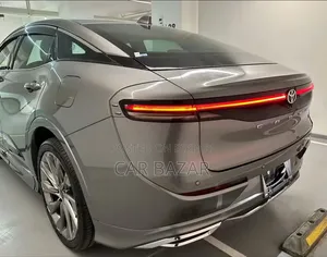 Toyota Crown 2022 Gray