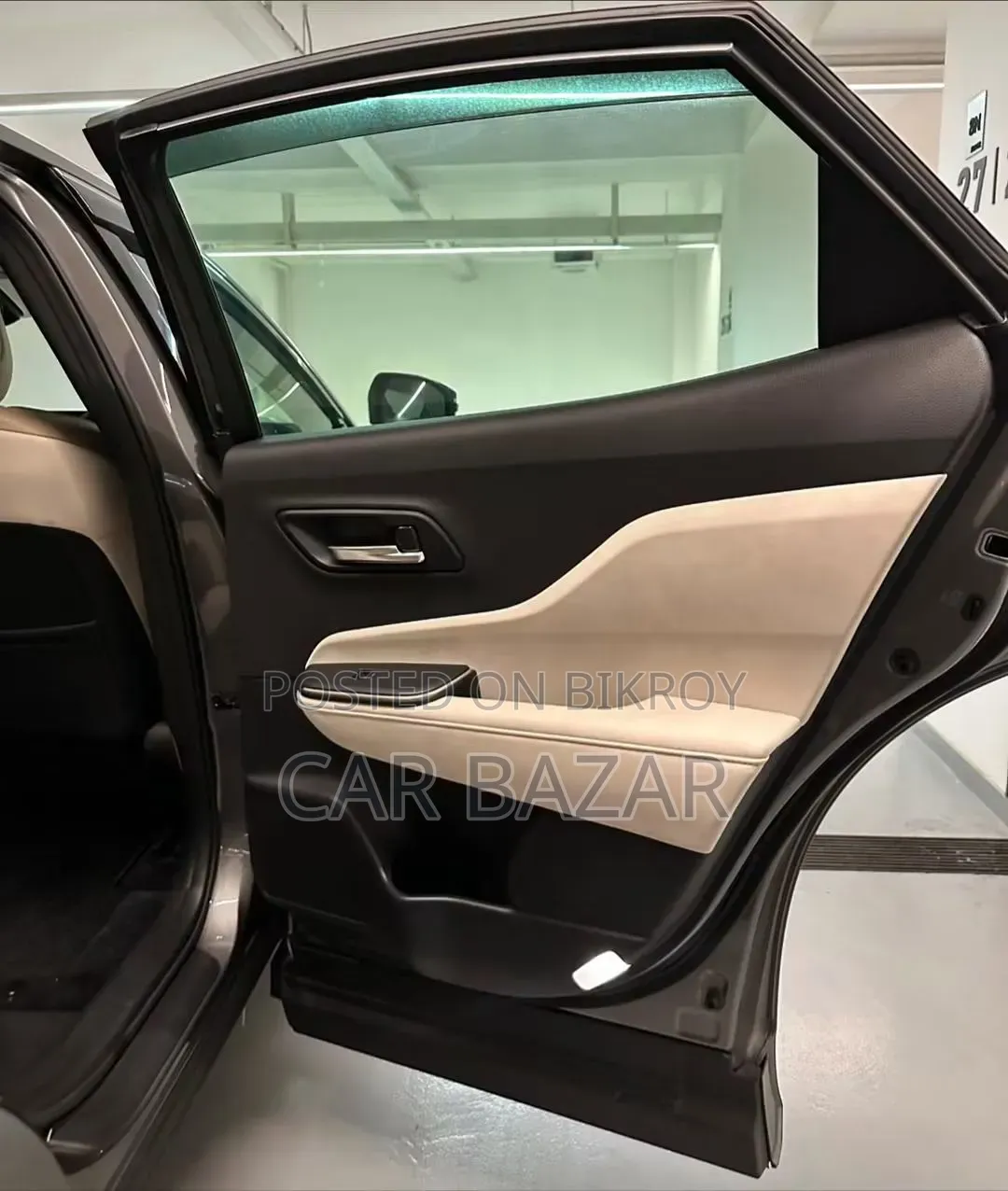 Toyota Crown 2022 Gray