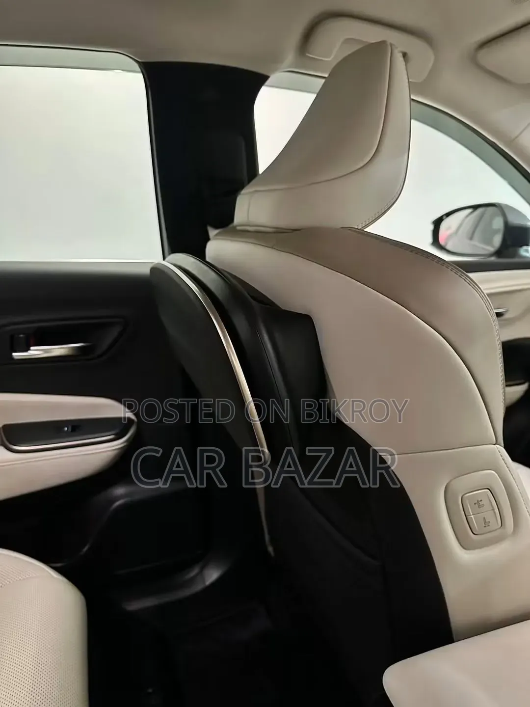 Toyota Crown 2022 Gray