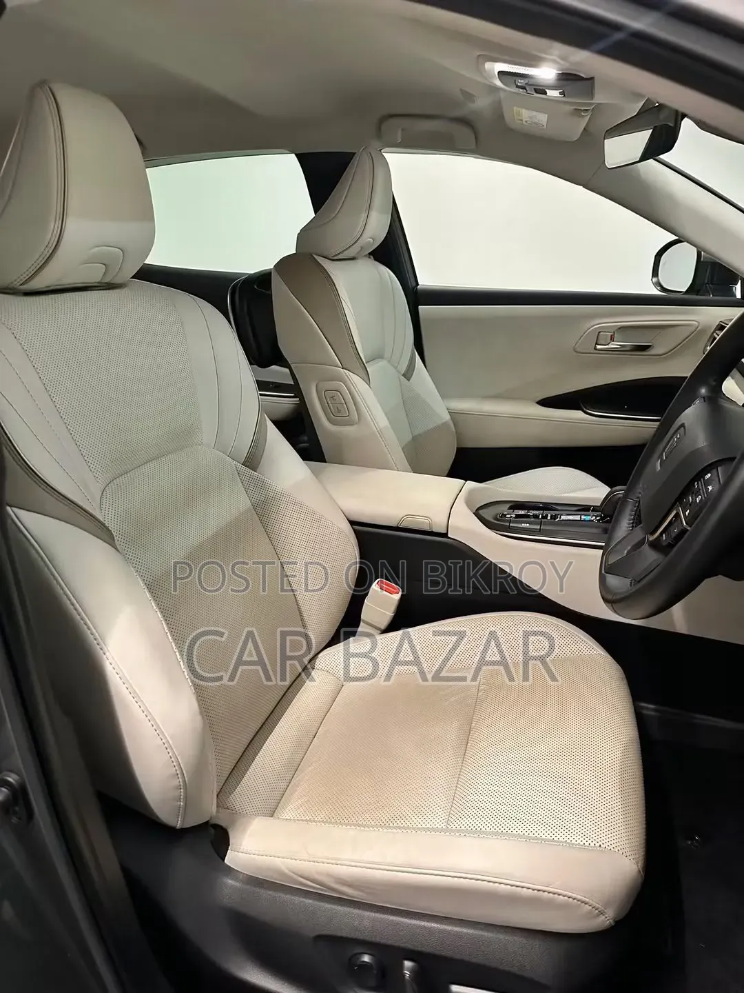 Toyota Crown 2022 Gray