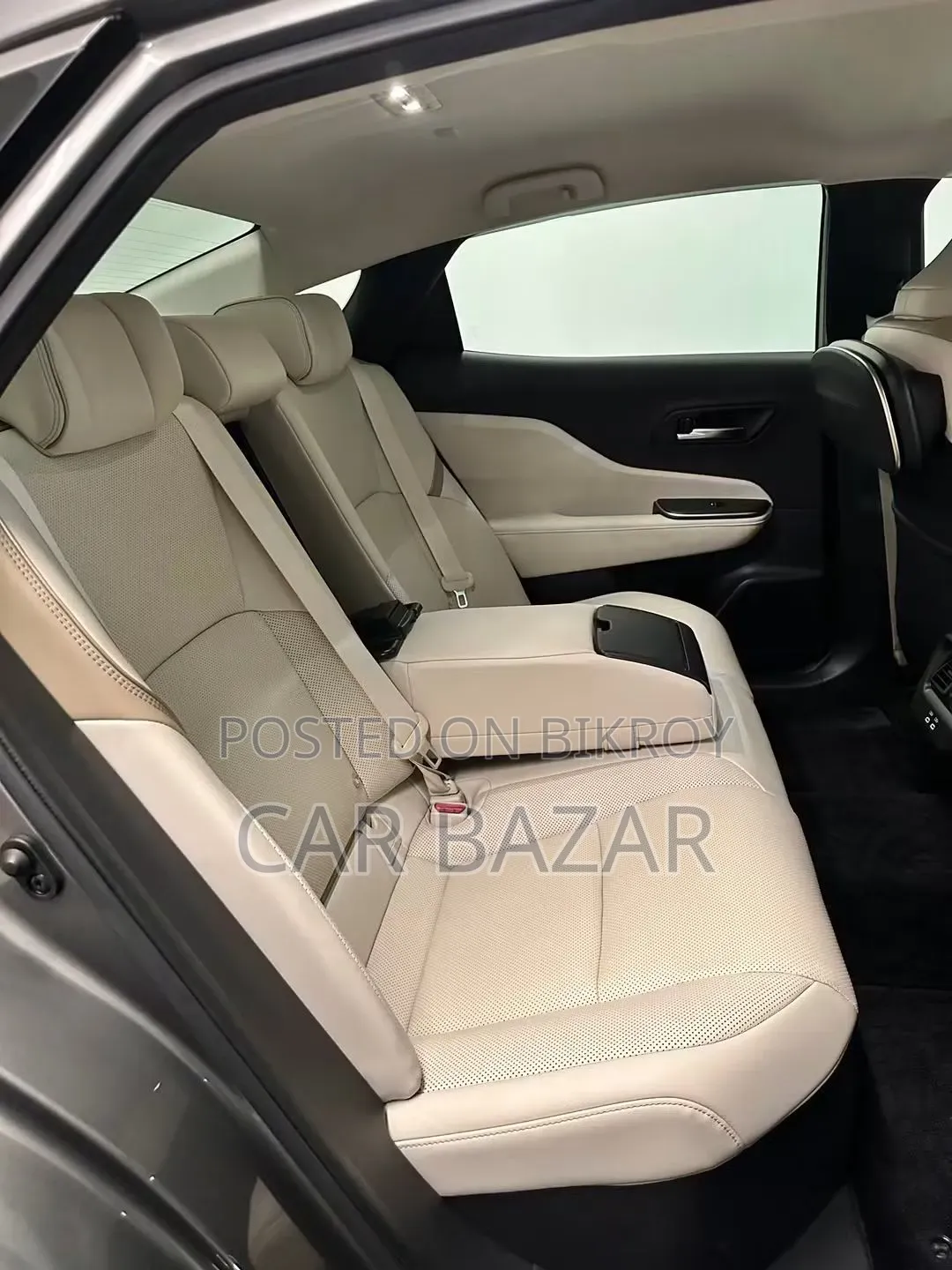 Toyota Crown 2022 Gray
