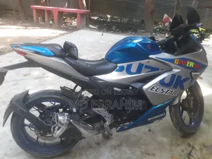 সুজুকি জিক্সার এসএফ ২০১৯ ব্লু