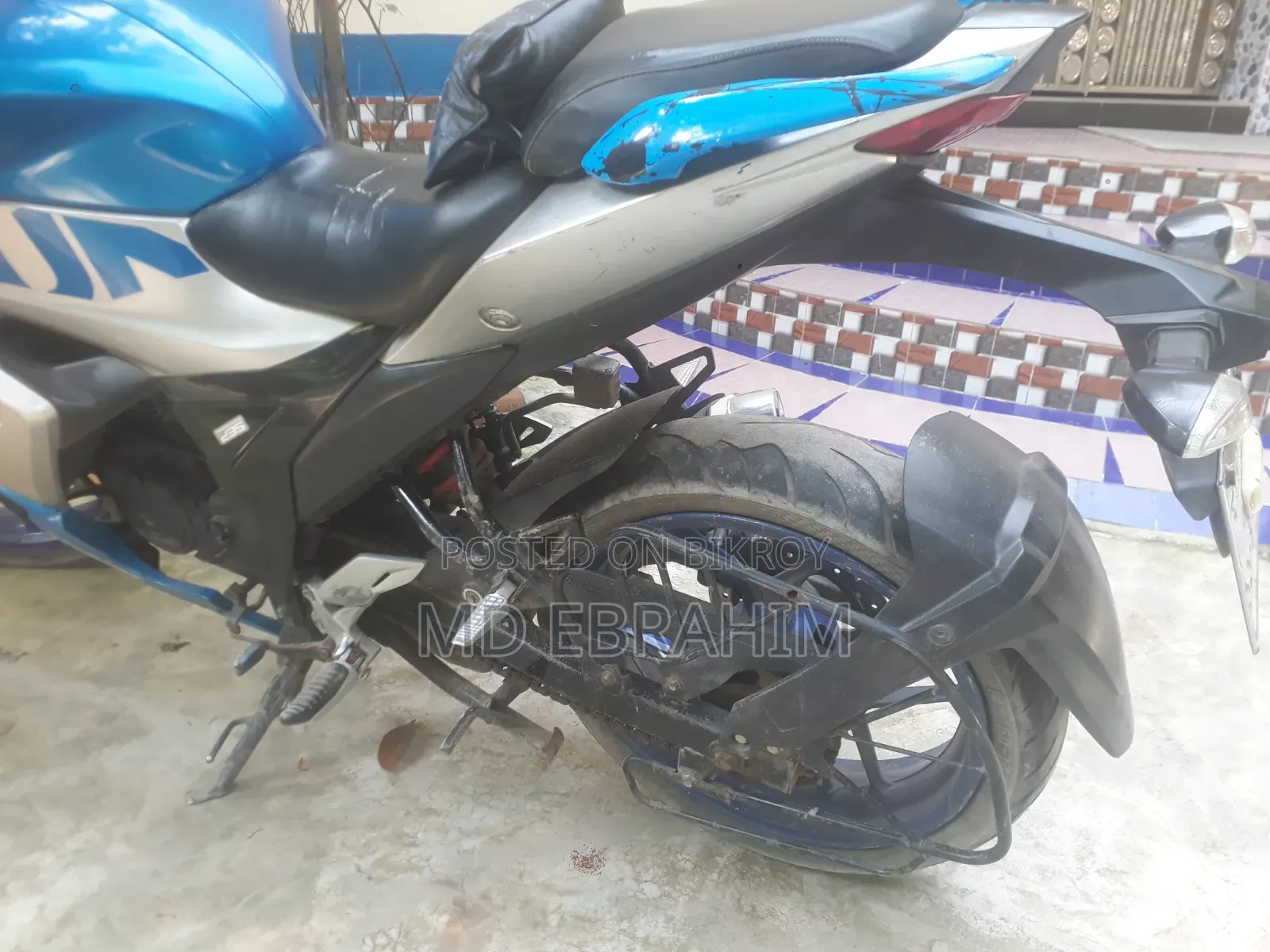 সুজুকি জিক্সার এসএফ ২০১৯ ব্লু