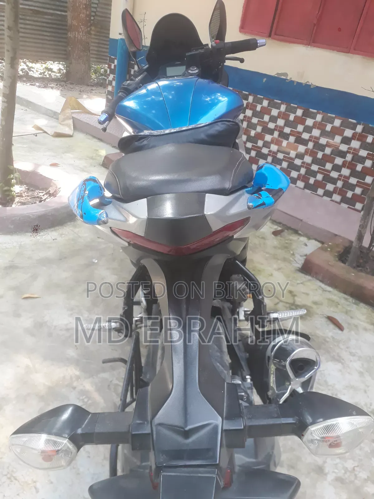 সুজুকি জিক্সার এসএফ ২০১৯ ব্লু