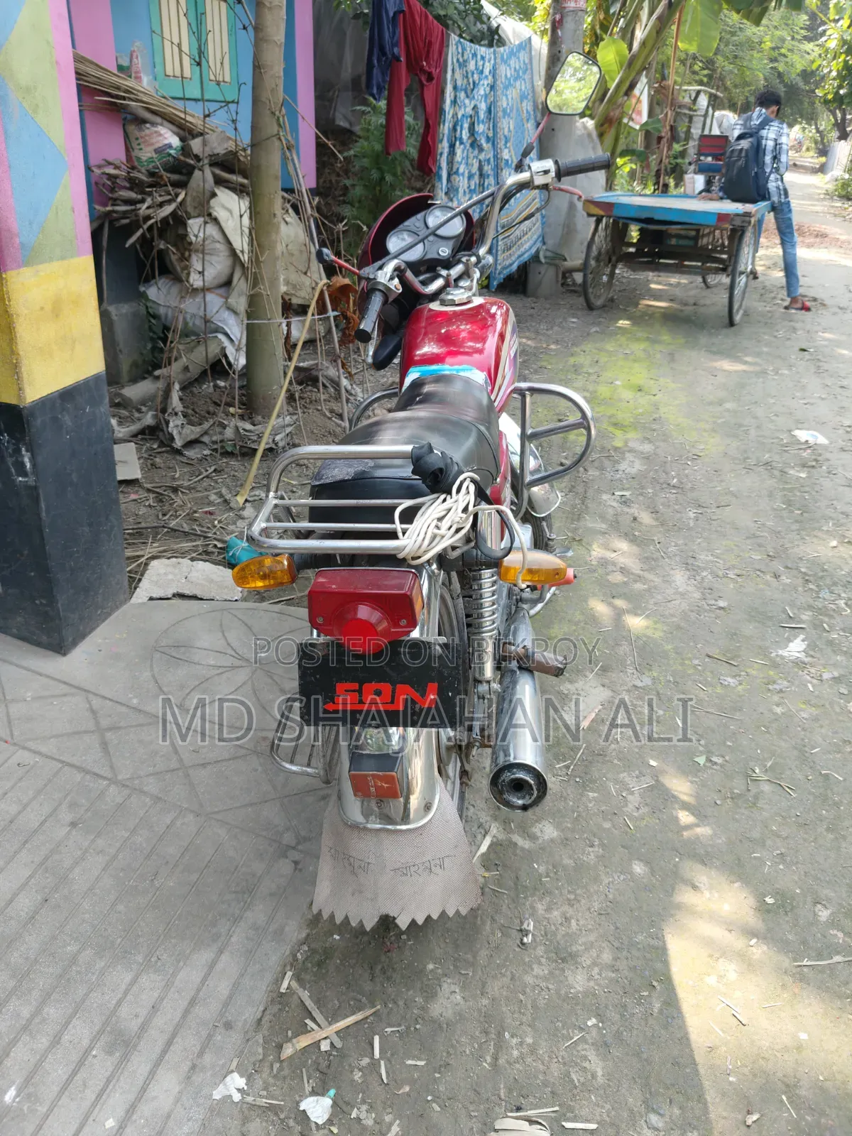 দায়াং ডিওয়াই১০০-এ ২০১৬ লাল