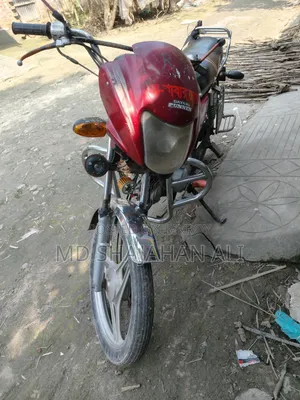 দায়াং ডিওয়াই১০০-এ ২০১৬ লাল