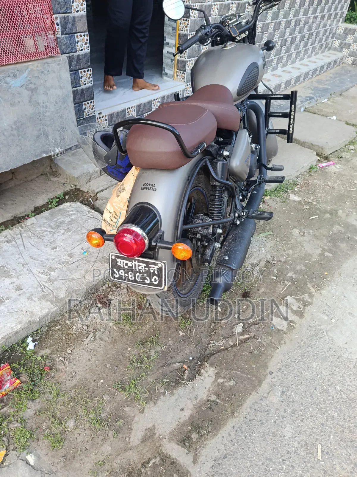 Royal Enfield Classic 350 2025 Silver