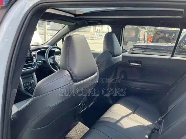 Toyota Corolla Cross 2023 Pearl