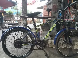 হিরো রানিং সাইকেল কোন সমস্যা নাই ২৪ সাইজ