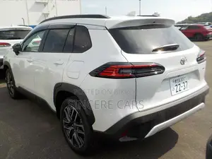 Toyota Corolla Cross 2026 Pearl