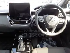 Toyota Corolla Cross 2026 Pearl