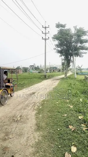 যশোর সদরে জমি বিক্রয় (যশোর মেডিকেল কলেজ হাসপাতালের কাছে)