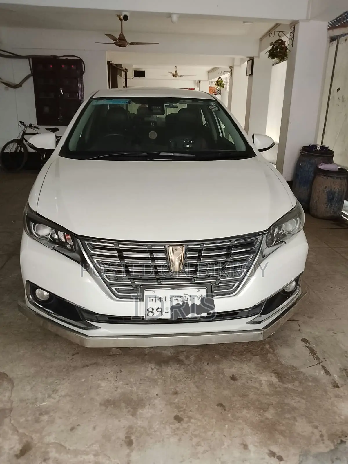 Toyota Premio 1.5 FWD 2016 Pearl