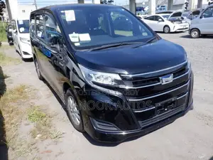 Toyota Noah 1.8 Front-Wheel Drive Hybrid (7 Seater) 2021 Black