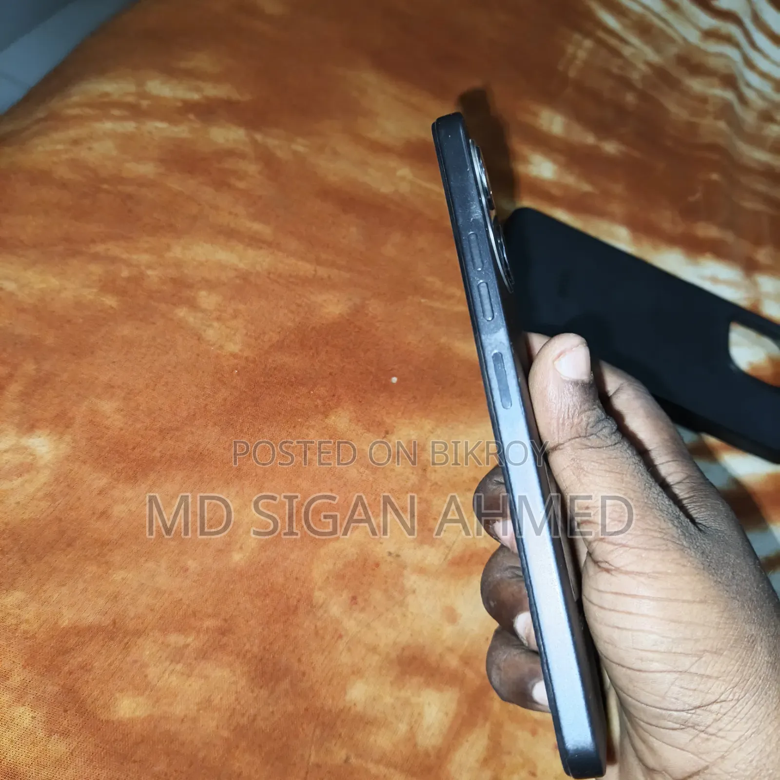 টেকনো স্পার্ক ৪০সি ১২৮ জিবি কালো
