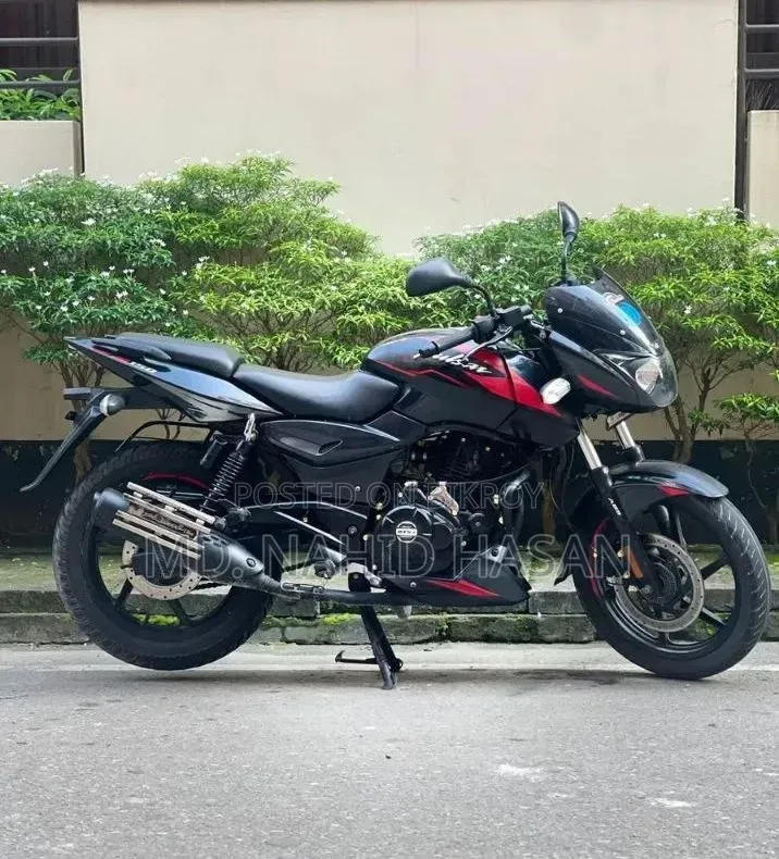 New Bajaj Pulsar N150 2023 Black
