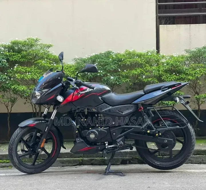 New Bajaj Pulsar N150 2023 Black