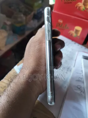 Apple iPhone X 64 GB White