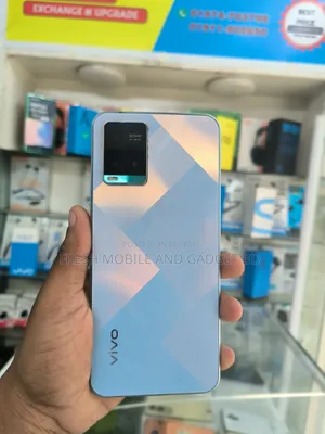 Vivo Y33s 128 GB Silver