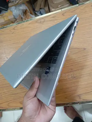Laptop HP EliteBook 840 G9 16GB Intel Core i5 SSD 512GB