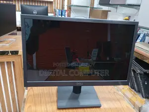 Dell 19" FHD Glossy Computer Monitor