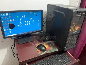 Desktop Computer 4GB Intel Core i3 SSD 128GB
