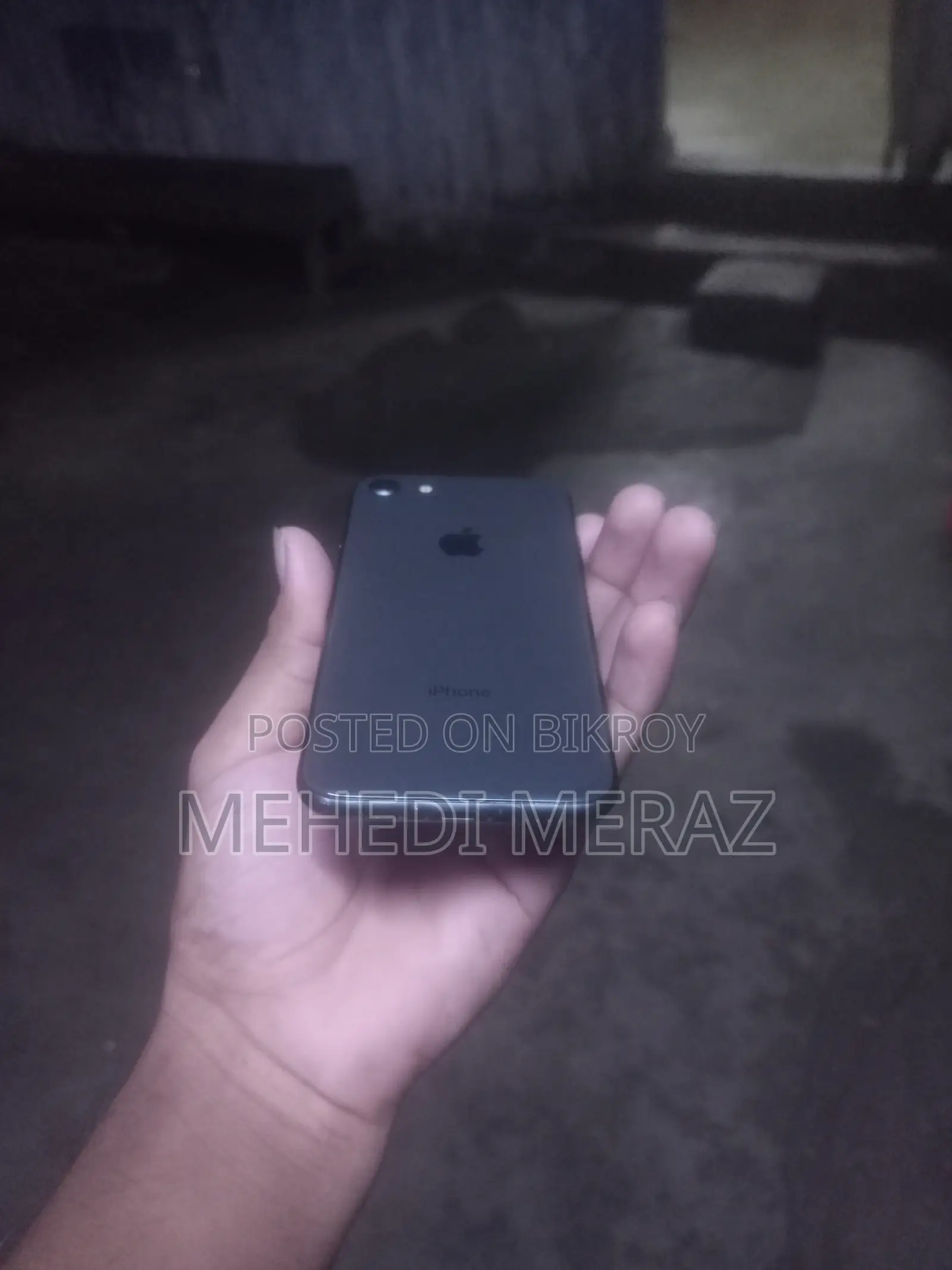 অ্যাপল আইফোন ৮ ৬৪ জিবি ব্ল্যাক