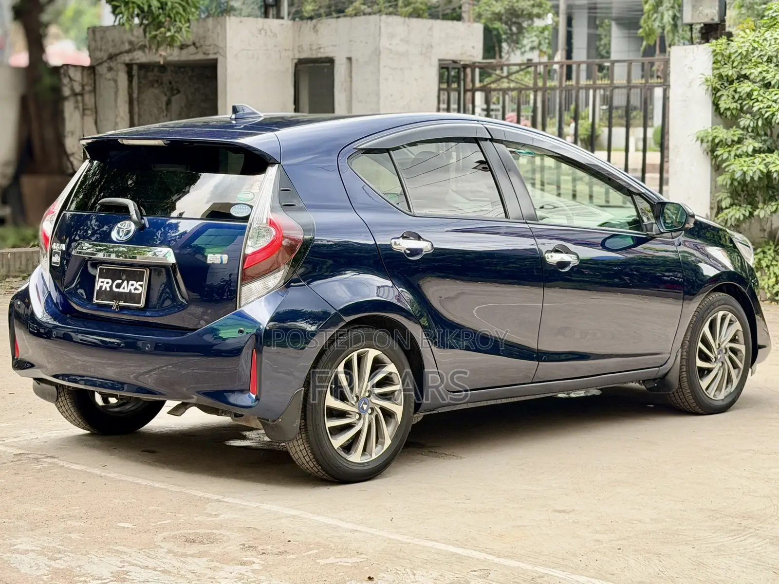 Toyota Aqua 2020 Blue