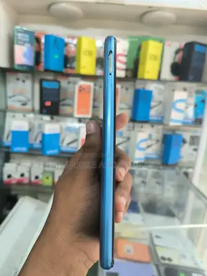 রিয়েলমি নারজো ৫০আই ৬৪ জিবি রেড