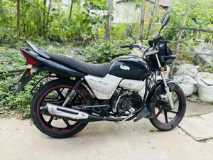 Runner Bullet 100 2020 Black